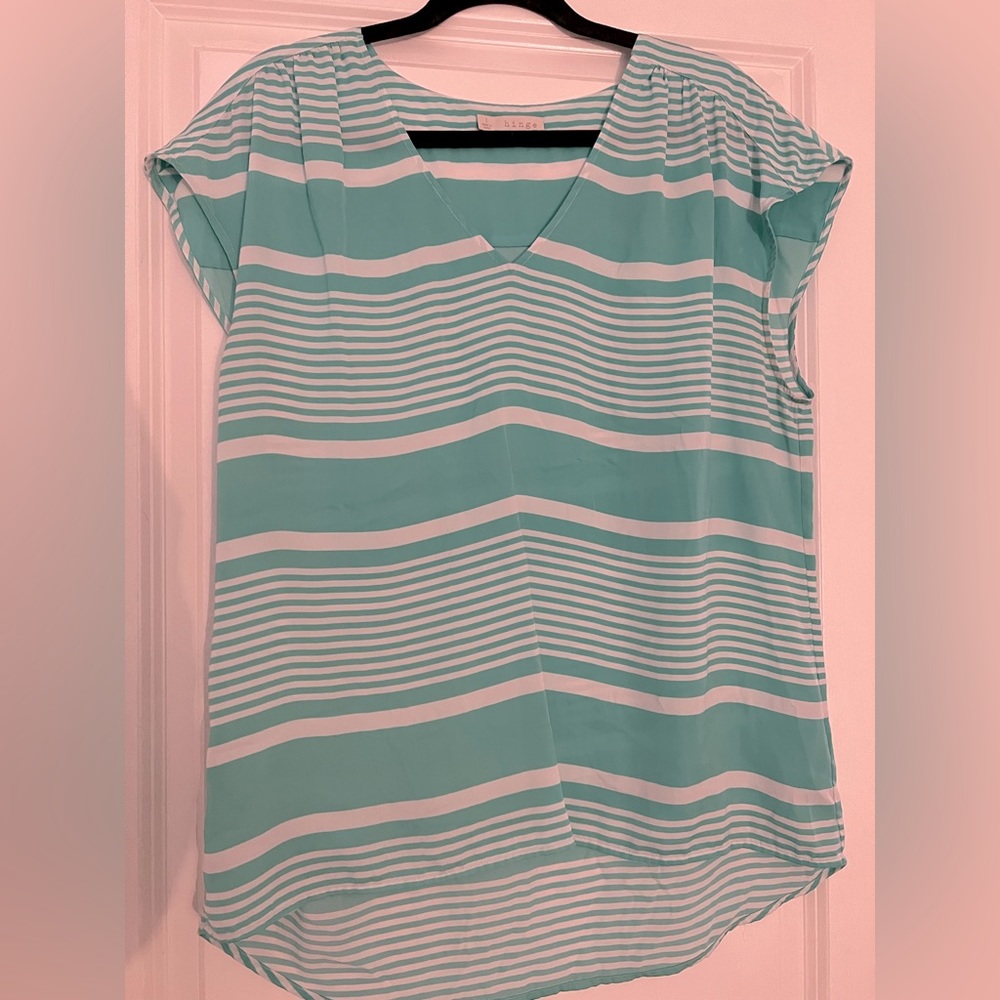 Hinge turquoise and white stripe top size Large. Has a satin like texture.